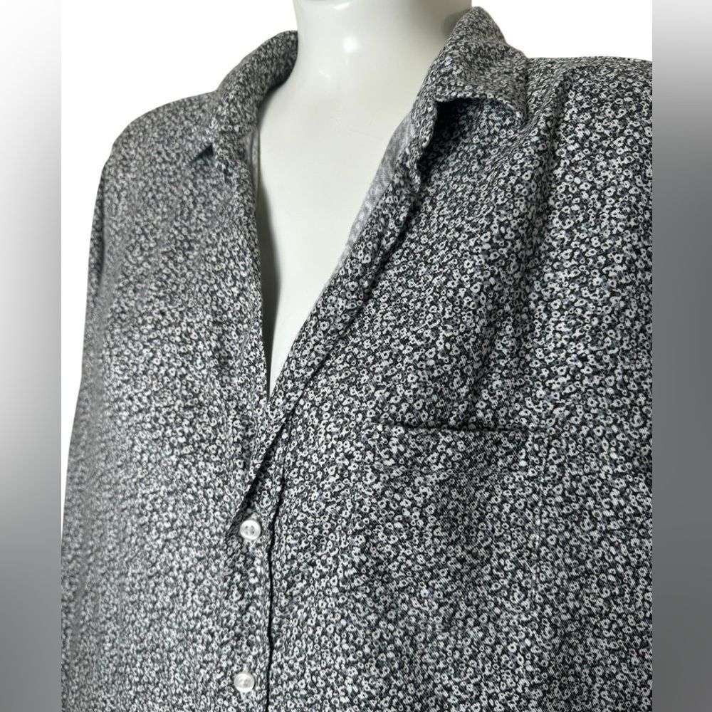 Frank & Eileen Floral Button Down Top - Picture 5 of 11